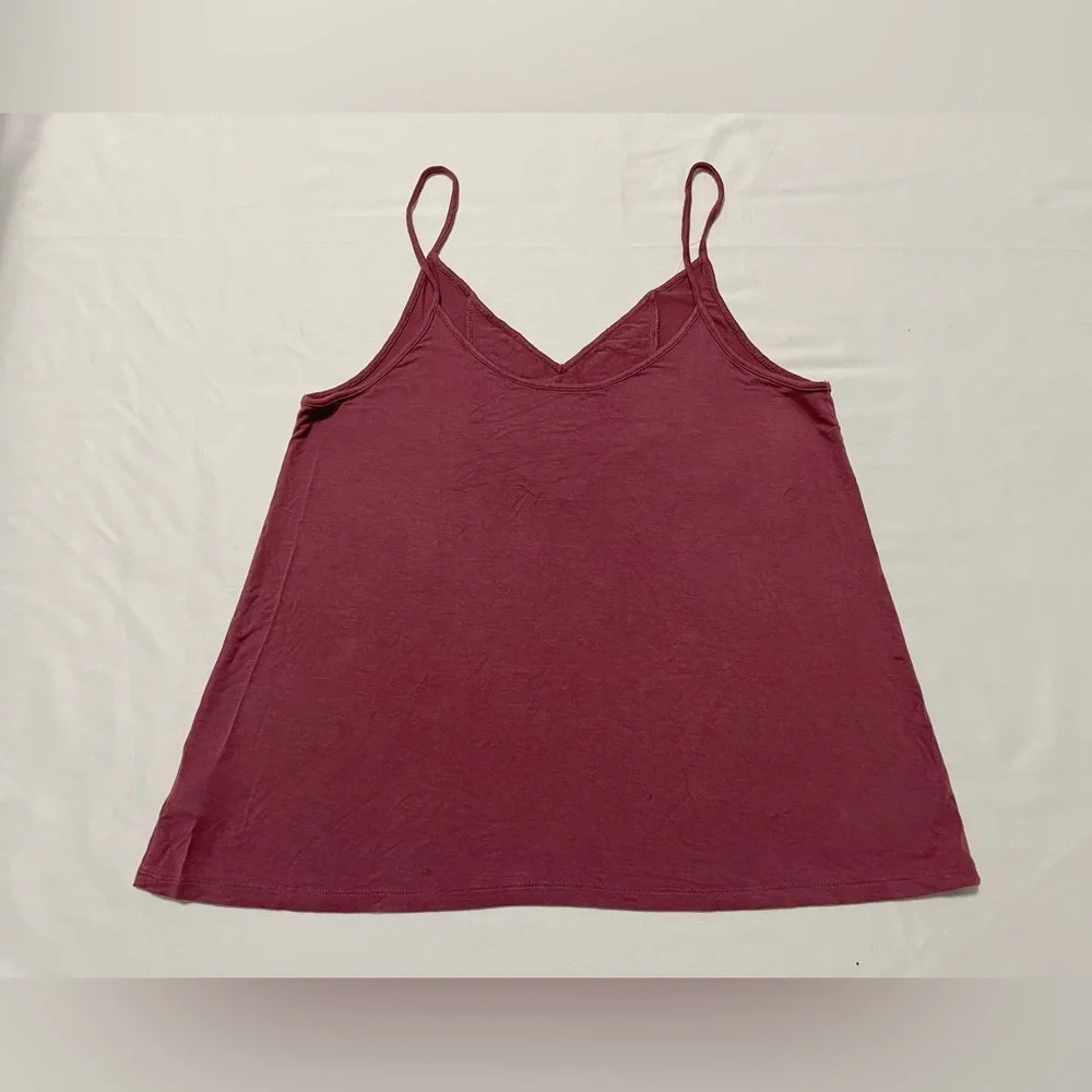 American Eagle Outfitters Soft & Sexy Cami - Picture 4 of 8